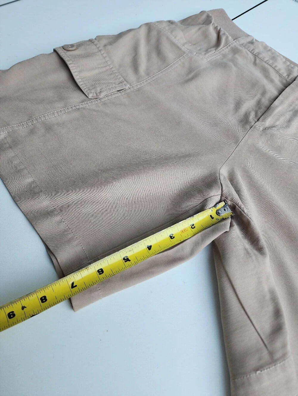 Soft Surroundings Shorts Women Khaki Beige Bayside Shorts Cargo Pockets Sz L